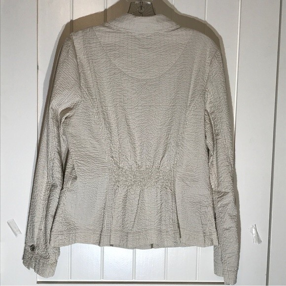 Charter Club Lightweight Searsucker Jacket - Picture 7 of 10